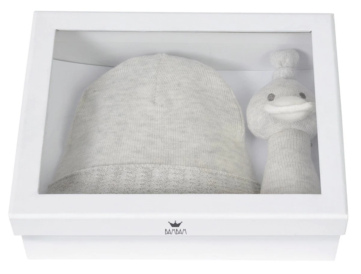 BamBam Geschenkdoosje Gebreide Muts En Duck Rattle