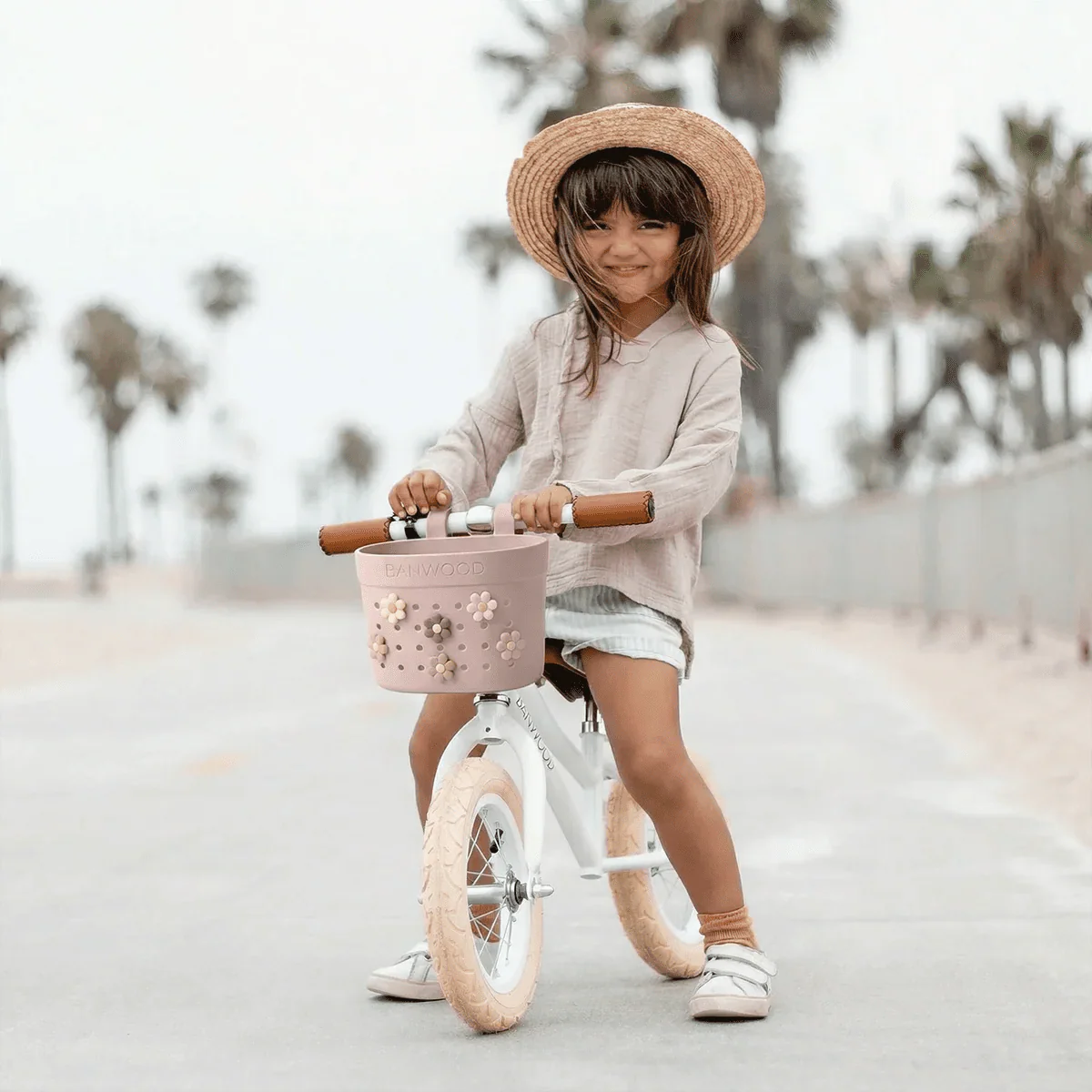Banwood Kinderstep- en Fietsmandje Pin & Ride Faded Pink - Image 5