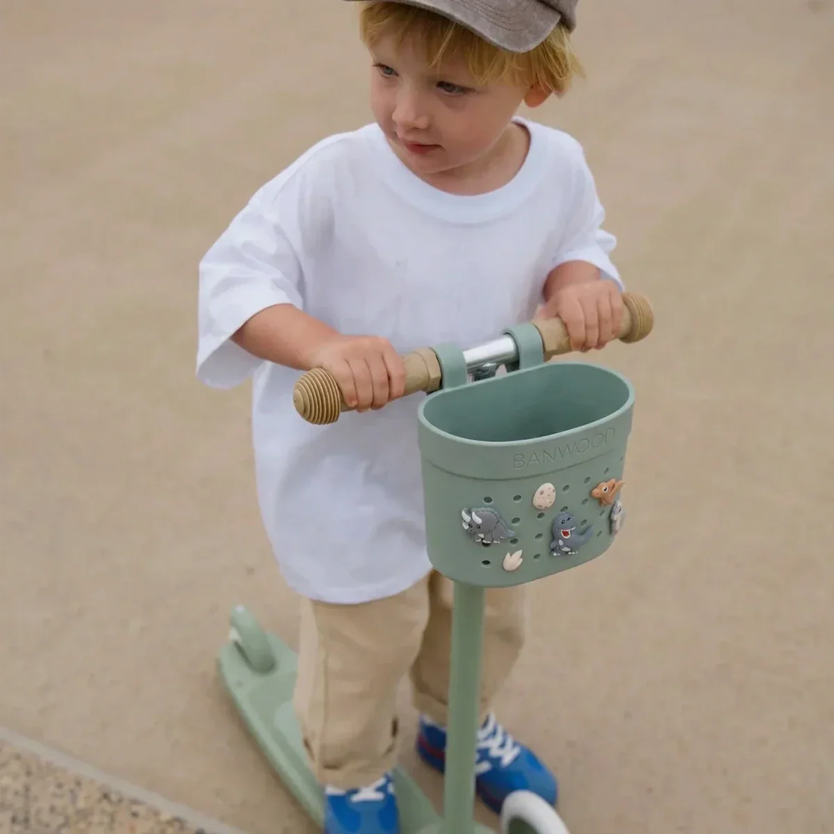 Banwood Kinderstep- en Fietsmandje Pin & Ride Olive - Image 6