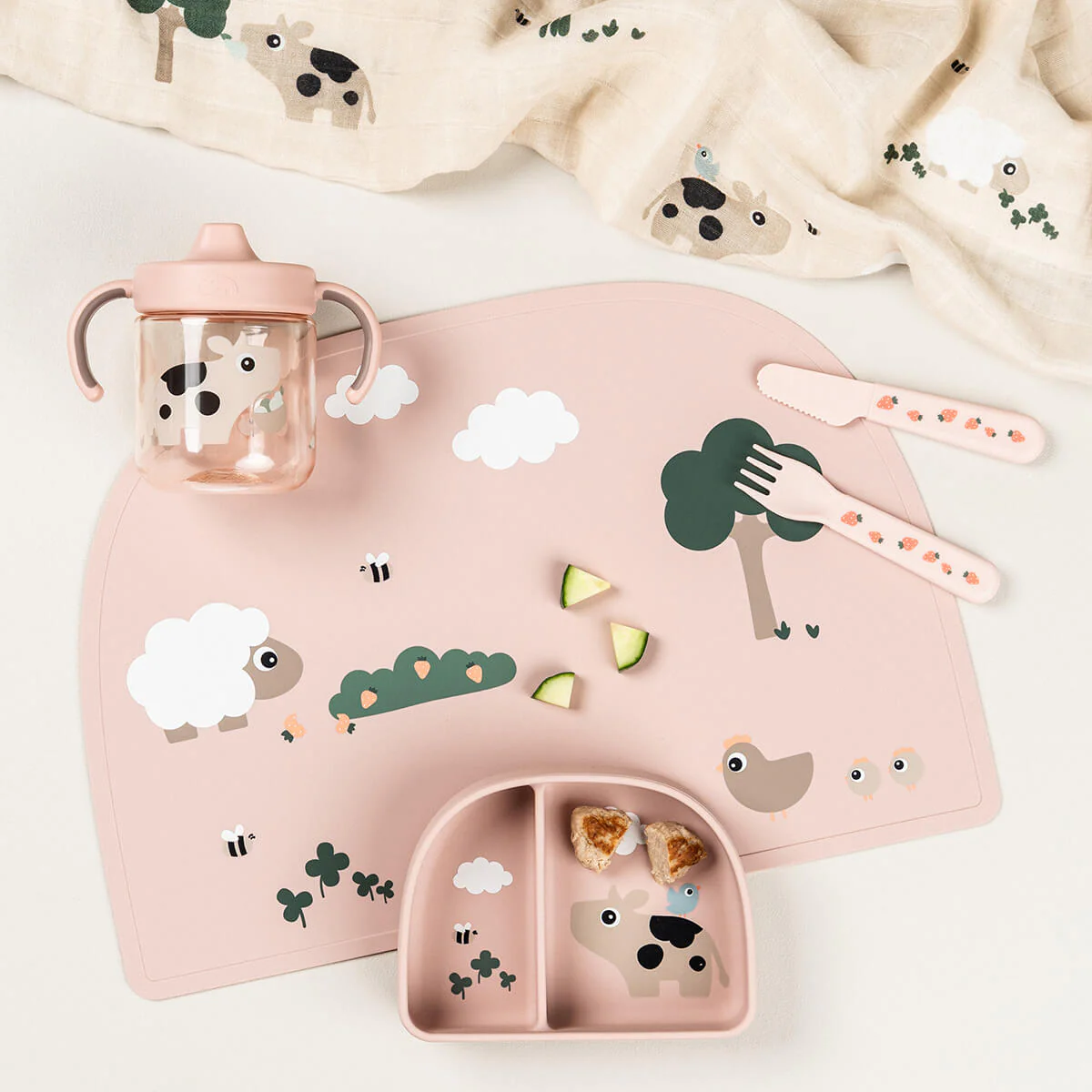 Done by Deer Bekertje Met Tuit En Hadvatten Tiny Farm Powder - Image 4
