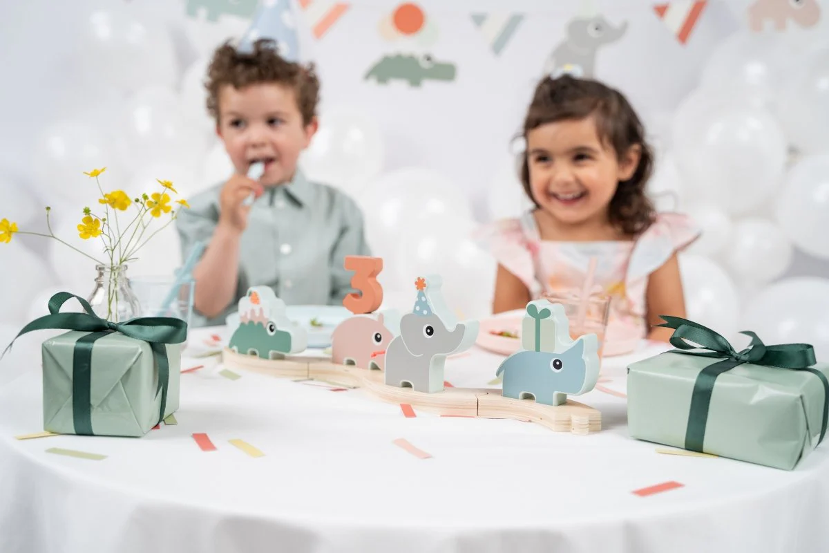 Done by Deer Kinderservies Set Celebration Powder - Image 9