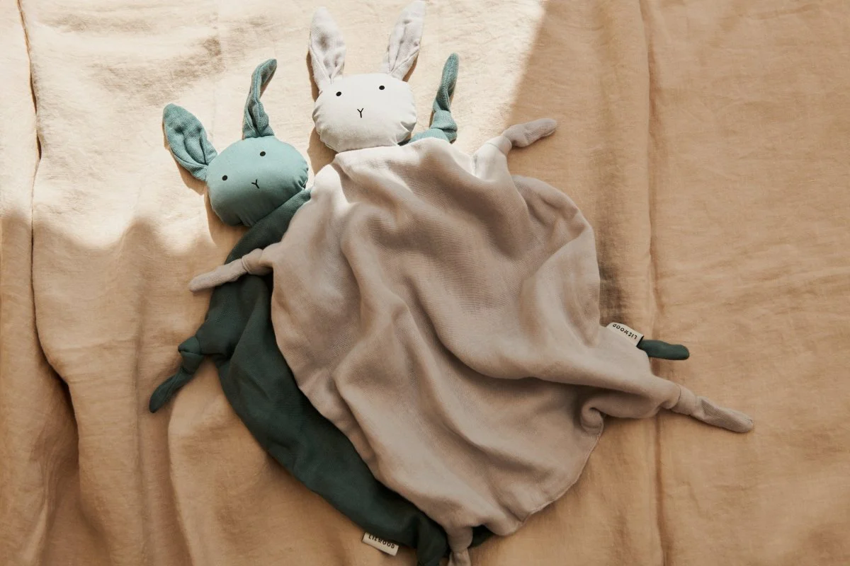 Liewood Knuffeldoekje Agnete Rabbit Tuscany Rose - Image 4