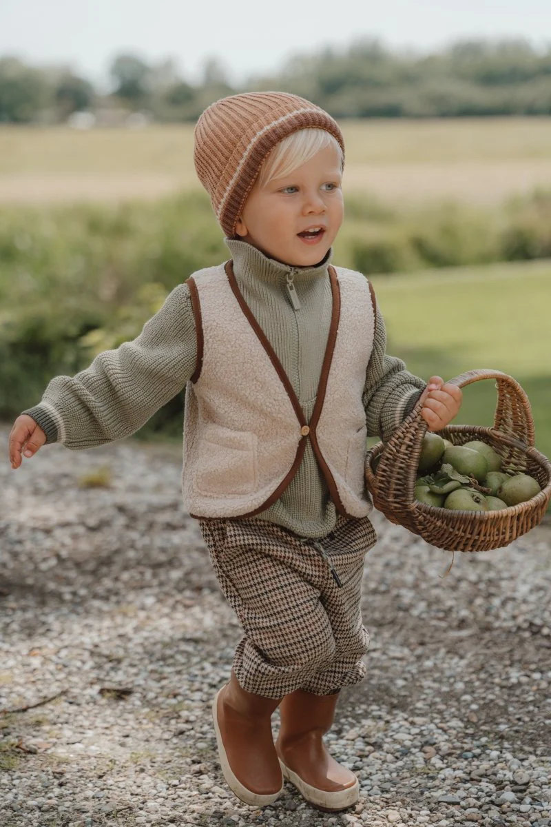 Little Dutch Babymutsje Gebreid Brown - Image 3