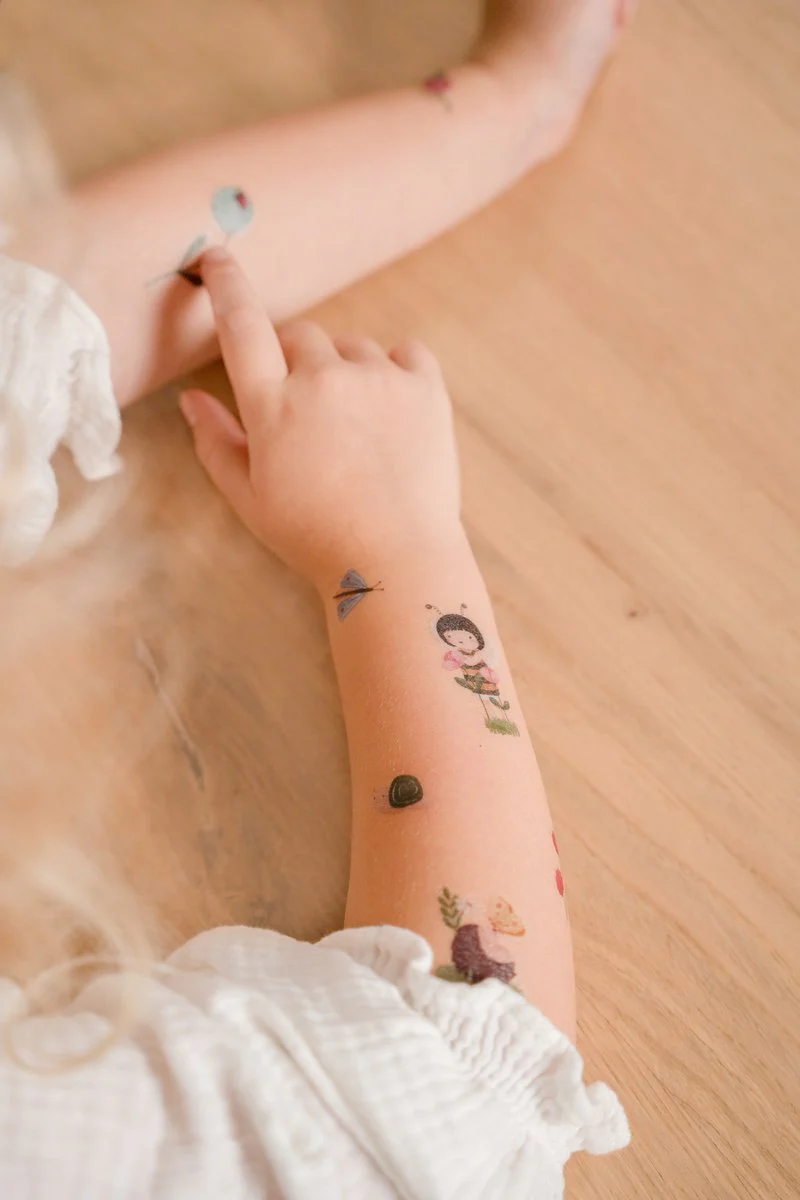 Little Dutch Nep Tattoo Rosa En Friends - Image 3