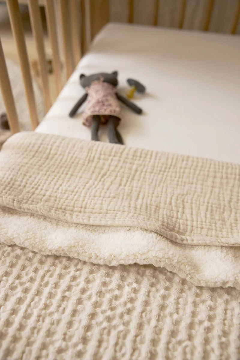 Meyco Ledikantdeken Wafel Teddy Nature 100X150cm - Image 6