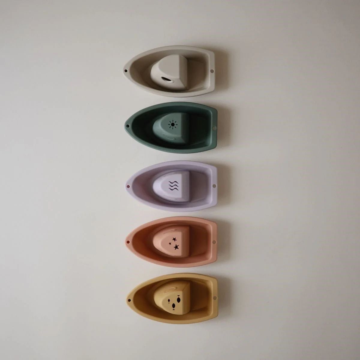 Mushie Badspeelgoed Boats Rustic - Image 2