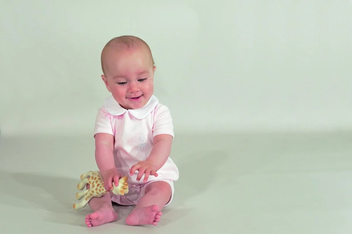 Sophie de Giraf Baby Jumpsuit 1-Delig Pakje Met Kraagje Roze - Image 2