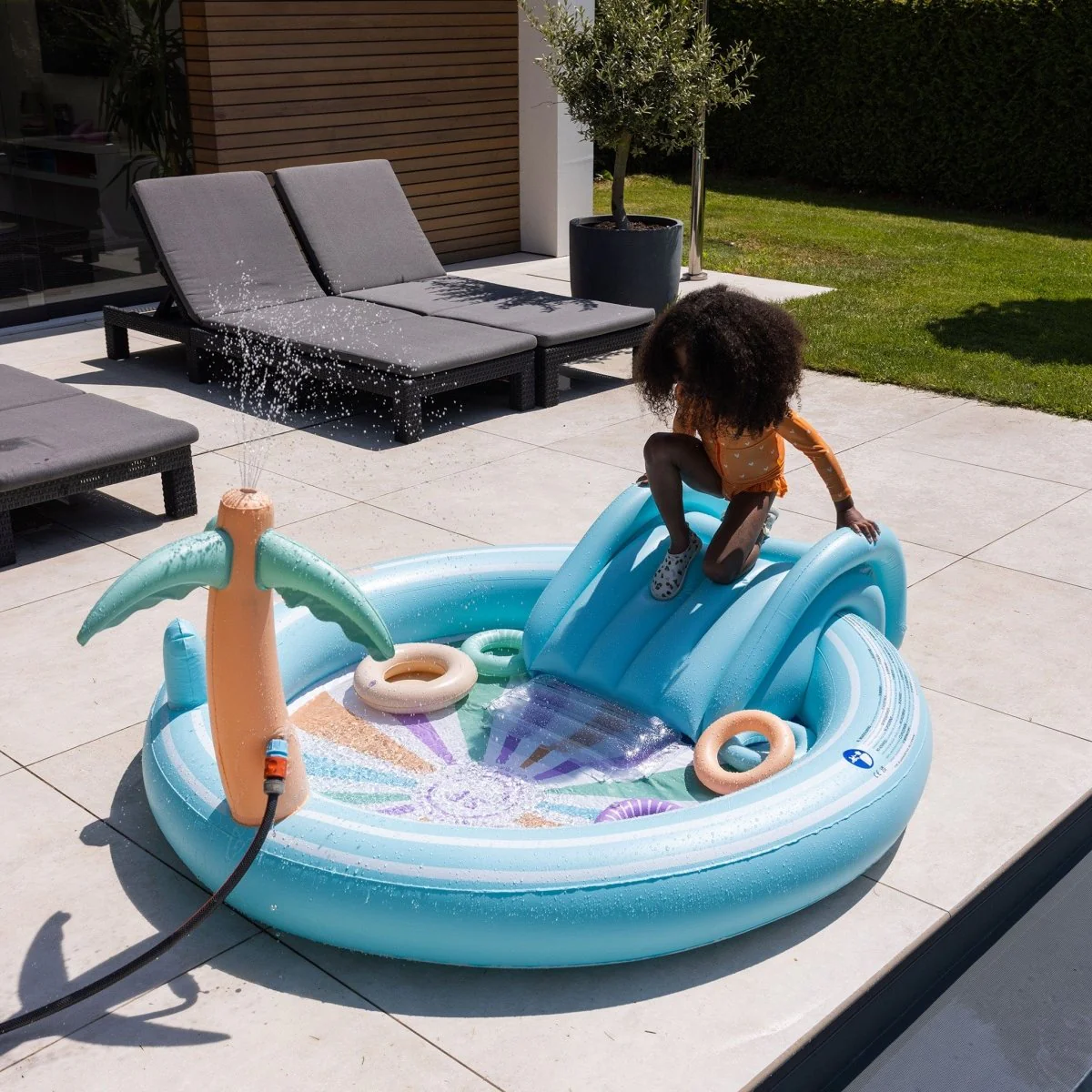 Swim Essentials Zwembad Bright Waves Met Glijbaan En Sproeier - Image 5